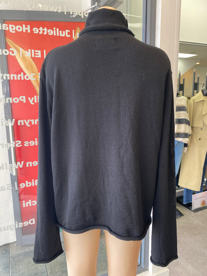 Nom D, Knit, 1