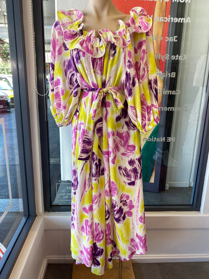 Essential Antwerp, Dress, S