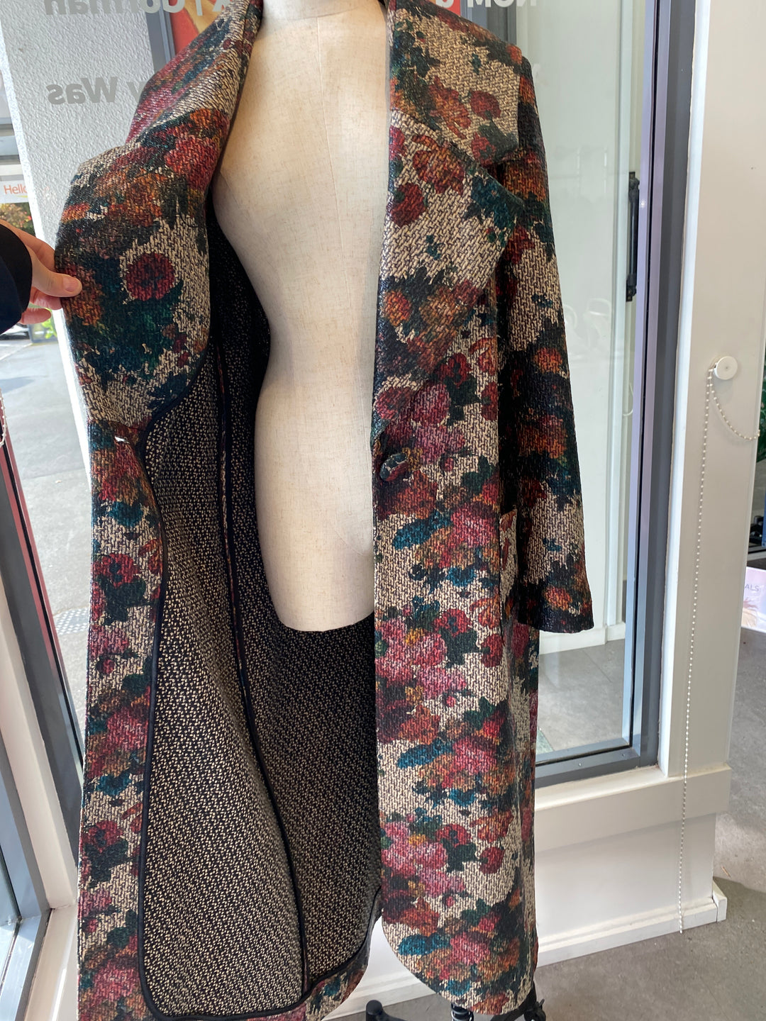 World, Coat, 14