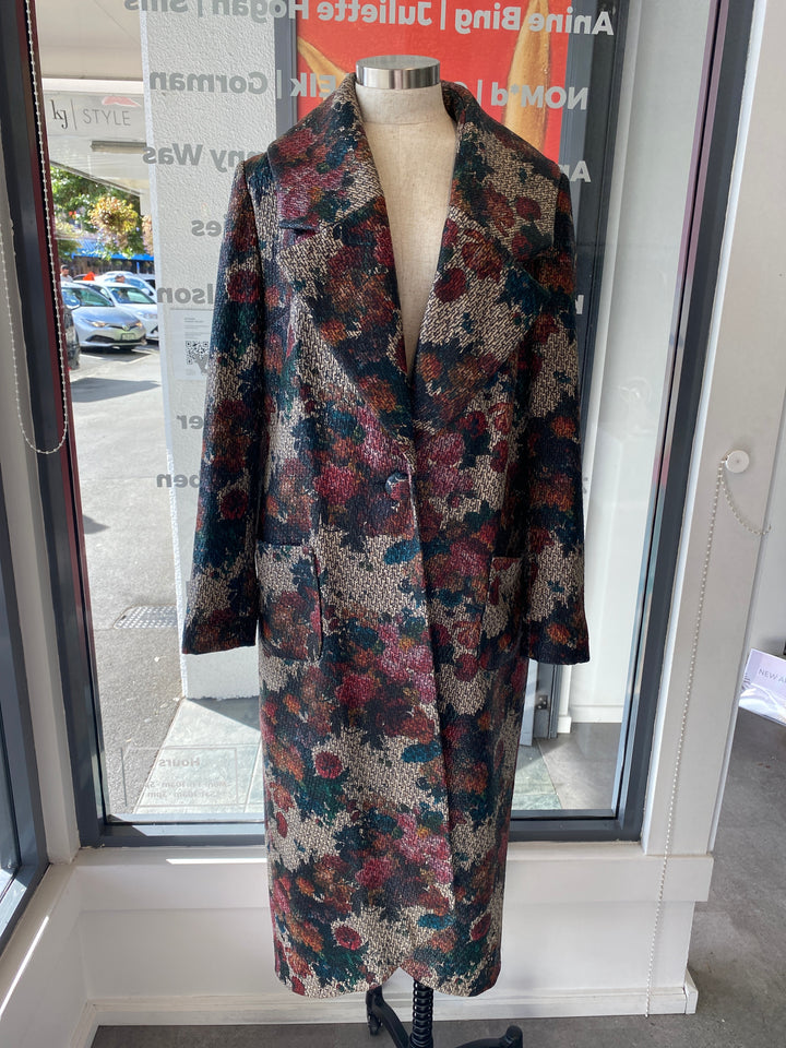 World, Coat, 14